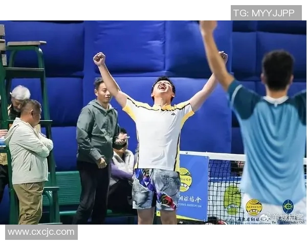 重庆网球队的默契配合与战术揭秘网球背后的团队精神与努力